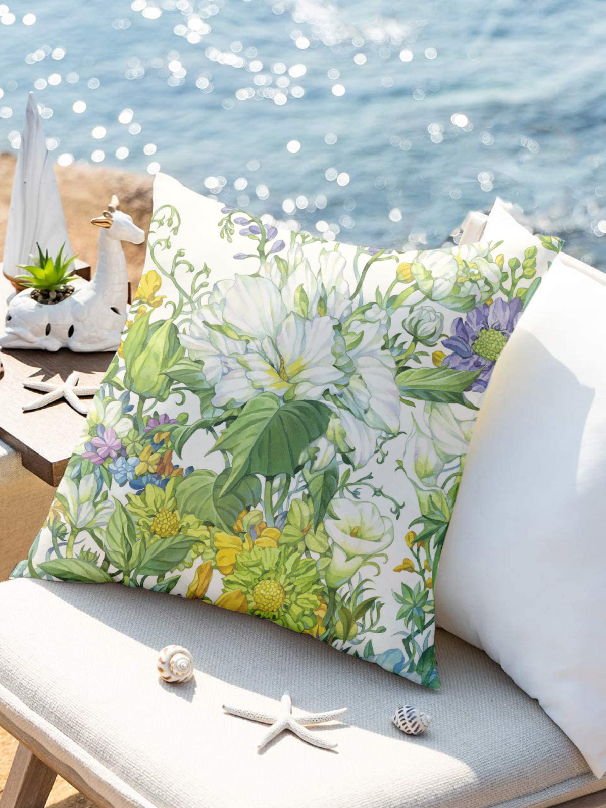 Botanical Watercolor Floral Throw Pillow - Decorative Throw Pillow (Angle 3) | ttoo art